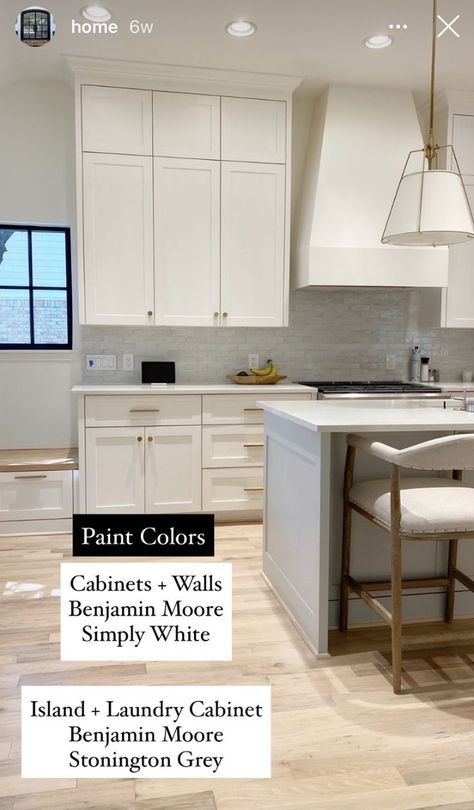 Kitchen Decor Hacks, Kitchen Color Scheme, Painted Kitchen Cabinets Colors, Arizona House, Diy Kitchen Decor, The Perfect Kitchen, Decor Hacks, Colors For Home, Kitchen Cabinet Colors