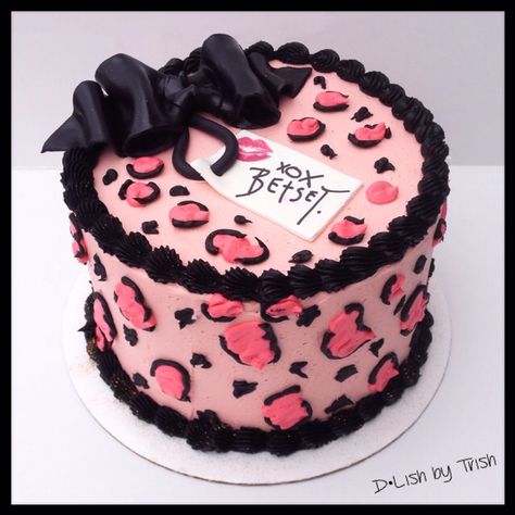 Betsey Johnson Pink Cheetah Cake  http://www.facebook.com/dlishbytrish Pink Cheetah Birthday Cake, Pink Cheetah Birthday Party Ideas, Pink Cheetah Print Cake, Pink Cheetah Cake, 2000s Cake Ideas, Pink Leopard Cake, Cheetah Print Cake, Cheetah Birthday Cakes, Cheetah Print Cakes