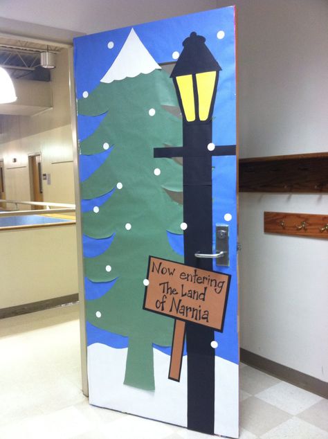 A teacher's classroom door would be brilliant for a year long school study or paper on the door hmm.... Lion Witch Wardrobe, Christmas Classroom Door, Classroom Decor High School, Winter Door Decorations, School Door Decorations, Door Decorating Contest, Winter Classroom, Teacher Doors, School Doors