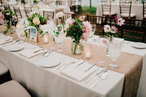 Neutral Wedding Reception, Romantic Wedding Centerpieces, Modern Wedding Reception, Romantic Wedding Receptions, Romantic Wedding Decor, Wedding Reception Inspiration, Sophisticated Wedding, Neutral Wedding, Wedding Table Decorations