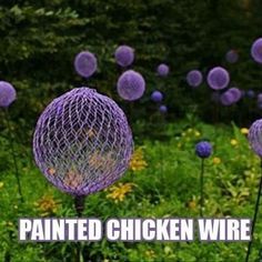 Painted Chicken, Easy Backyard Diy, Chicken Wire Crafts, Garden Globes, Easy Backyard, Garden Wallpaper, Wire Flowers, Garden Art Projects, Backyard Diy Projects