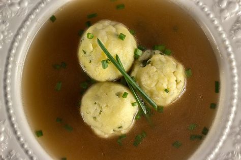 Semolina Dumpling Soup (Griessnockerlsuppe) | The Kitchen Maus German Dumplings, German Appetizers, Bavarian Recipes, Dumpling Soup, Vegetable Soup Healthy, Austrian Recipes, Dumplings For Soup, Reduce Food Waste, European Food