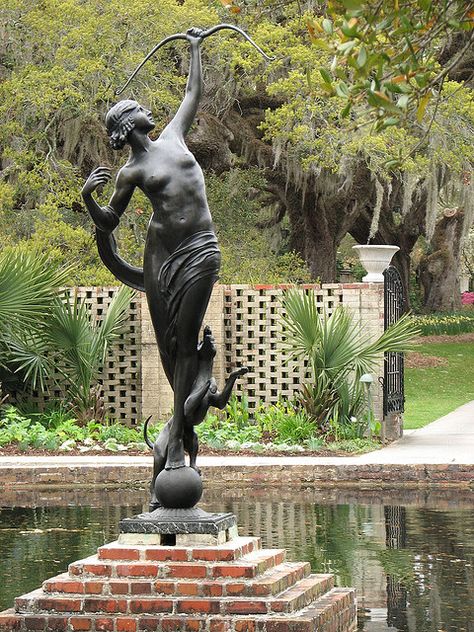 Diana of the Chase, by Anna Hyatt Huntington.  The inspiration for one of my tattoos. Feminist Inspiration, Diana Artemis, Hotel Sculpture, Diana The Huntress, Henry Moore Sculptures, Goddess Diana, Brookgreen Gardens, Franciscan Gardens, The Huntress