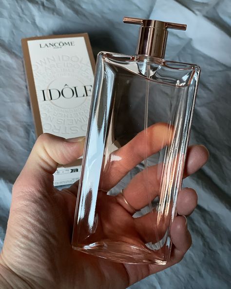 I was gifted by Lancome and Influenster the Idole Eau de Toilette. It’s a beautiful, feminine and sweet fragrance. Albeit a little too sweet. Ive been doing the spray and walk thru method to dull it a bit. @lancomeofficial #Complimentary @Influenster #GreenTeaPerfume #newidoleperfume Lancome Idole Perfume, Idole Perfume, Lancome Idole, Sweet Fragrance, Sweet Fragrances, Green Tea, Spray, Fragrance, Gifts