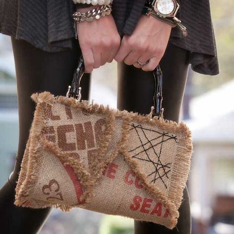 Burlap Purse, Coffee Sack, Burlap Roses, Coffee Sacks, Burlap Projects, Diy Burlap, Book Pieces, Printing On Burlap, Burlap Crafts