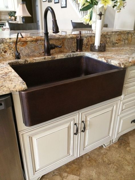 Hammered copper farm sink, moen oil rubbed bronze touch less faucet. Copper Farm Sink, Farmhouse Makeover, Farmhouse Sink Faucet, Sink Ideas, Kitchen Sink Design, Farmhouse Ideas, Ideas Hogar, Farm Sink, Farmhouse Sink Kitchen