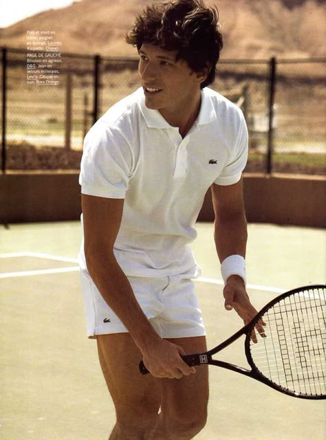 Old Money Tennis Outfit, Preppy Summer Outfits Men, Old Money Tennis, Lacoste Outfit, Mode Tennis, Tennis Photoshoot, Tennis Outfit Aesthetic, Preppy Brands, Tennis Aesthetic