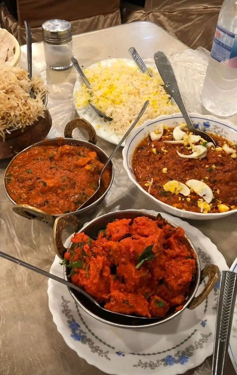 Night Dinner Snapchat Story India, Food Snapchat Story Night Restaurant, Dhaba Food Snapchat, Dinner Snapchat Story, Dinner Snapchat Story Night, Dinner Snapchat, Variety Food, Dior Atelier, Punjabi Food