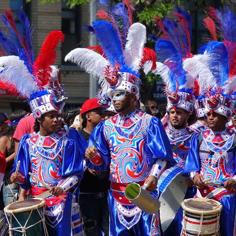 The Bronx Dominican Parade 2023 marches down Grand Concourse on Sunday. 🇩🇴 #DominicanNYC #DominicanCulture Dominican Parade, Queen Coronation, Ballet Hispanico, Dominican Culture, Island Gyal, Queen's Coronation, Afro Cuban, Stadium Tour, Yankee Stadium