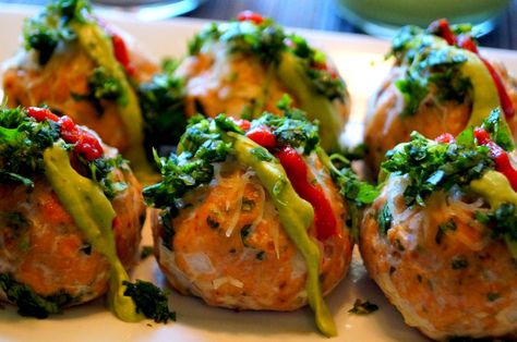 Baked Salmon Meatballs with Creamy Avocado Sauce recipe Salmon Meatballs With Avocado Sauce, Baked Salmon Meatballs, Baked Salmon Meatballs With Creamy Avocado Sauce, Salmon Meatballs Recipes, Salmon Balls, Avocado Sauce Recipe, Salmon Meatballs, Seafood Dinner Recipes, Creamy Avocado Sauce