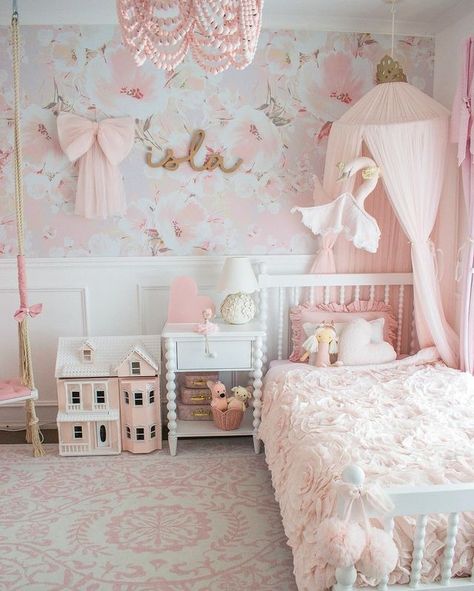 All posts • Instagram Toddler Girl Pink Bedroom, Toddler Girl Princess Bedroom, Pink Toddler Girl Room, Girly Bedroom Ideas For Kids, Pink Floral Bedroom, Pink Girls Bedroom Decor, Ikea Inspired Kid's Room, Girls Princess Bedroom, Sage Bedroom