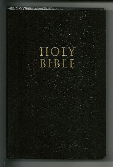 Bible Front Cover, Black Bible Aesthetic, Romans Road, Bible Book Cover, Bible Cake, Bible Kjv, Vintage Bible, Gospel Tracts, Parables Of Jesus