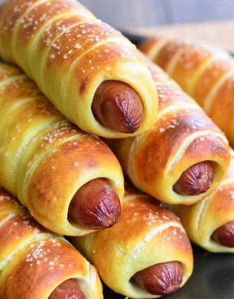 Mix the mustard right into the dough with this Homemade Dijon Pretzel Wrapped Hot Dogs with Maple-Dijon Dipping Sauce recipe. Recipes With Hot Dogs, Pretzel Dogs Recipe, Easy Graduation Party Food, Mini Cafeteria, Pretzel Dogs, Wrapped Hot Dogs, Hot Dogs Recipes, Graduation Party Foods, Homemade Pretzels