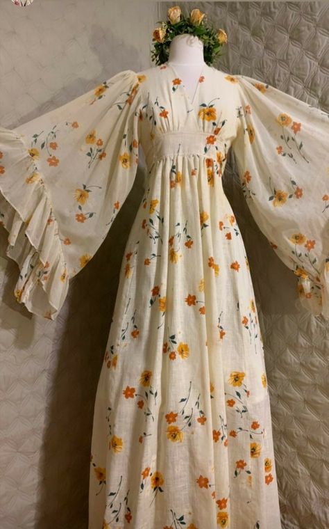 Vintage Cottagecore Dress, Fashion Outfits Summer, Gaun Abad Pertengahan, Fitness Fashion Outfits, Outfits Woman, Modesty Fashion, Slip Dresses, Fashionable Clothes, Simple Blouse