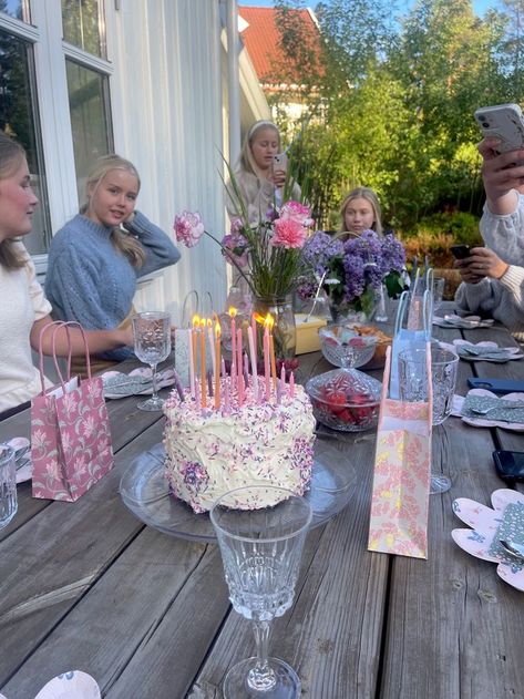 Midsommar Food, Fashion Aesthetic Summer, Aesthetic Summer Fashion, Summer Layering, Aesthetic 2024, Workout Women, Cute Birthday Ideas, Birthday Dinner Party, Garden Party Birthday