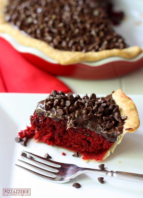 Red Velvet Fudge Pie! OH so delicious! Red Velvet Pie, Fudge Pie Recipe, Velvet Fudge, Red Velvet Fudge, Red Velvet Desserts, Red Velvet Recipes, Fudge Pie, Donut Muffins, Good Eat