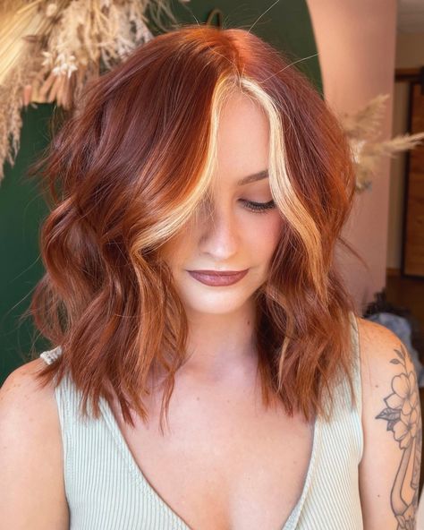 Front Blonde Highlights Face Framing Red Hair, Red Hair With Blonde Color Block, Red Blonde Money Piece, Copper Lob With Bangs, Copper Bob Hair With Fringe, Copper Hair With Blonde Halo, Copper Hair Shoulder Length, Bright Copper Hair With Money Piece, Red Hair With Shadow Root