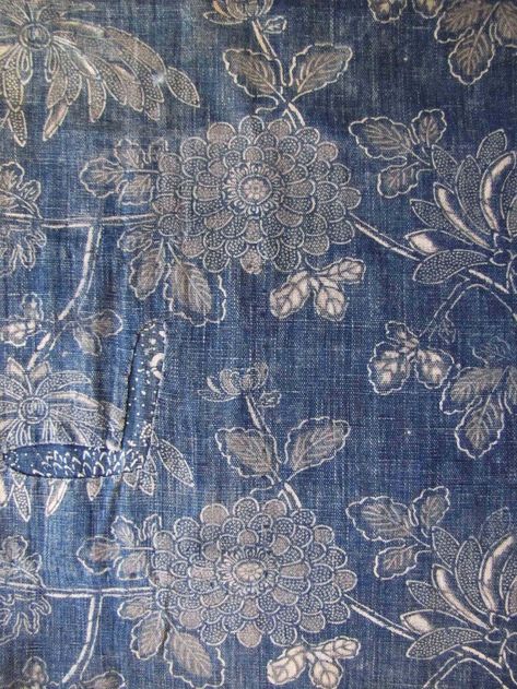 Blue And White Fabric, Indigo Fabric, Vintage Indigo, Antique Fabrics, Japanese Textiles, Antique Linens, Antique Textiles, Fabulous Fabrics, Feeling Blue