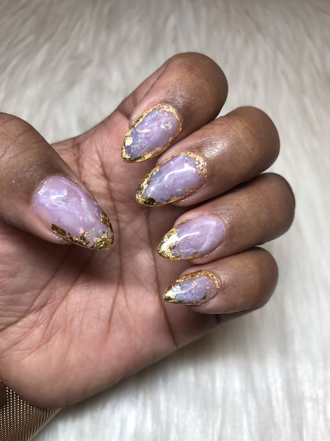 Quart geode nails Blue Geode Nails, Quarts Nails, Agate Nails, Geode Nail Art, Rock Nail Art, Amethyst Nails, Geode Nails, Gemstone Nails, Stone Nails