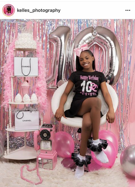 13 Birthday Picture Ideas, Birthday Shoots, Mommy Daughter Photoshoot, Birthday Photoshoot Ideas, Chanel Birthday, Chanel Party, Preppy Inspiration, Happy 10th Birthday, Cute Birthday Pictures