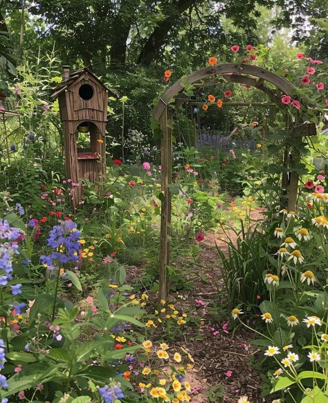 Dream House Aesthetic, Enchanted Cottage, Earthship Home, Backyard Balcony, Grandmas Garden, Secret Gardens, Magical Garden, Garden Pathway, Nature Garden