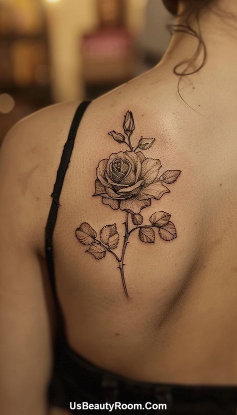 Small Tattoo On Shoulder, Small Shoulder Tattoo, Rose Tattoo On Back, Shoulder Tattoo Ideas, Tattoo On Shoulder, Rose Shoulder Tattoo, Small Shoulder Tattoos, Small Girl Tattoos, Delicate Tattoo