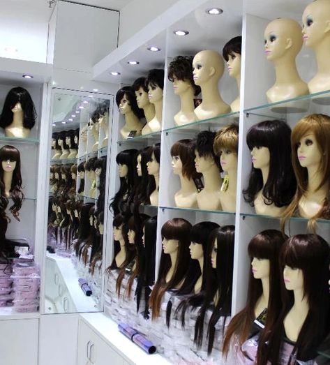 custom hair wig display cabinet for shop Wigs Shop Design, Wig Collection Display, Wig Studio Ideas, Wig Store Interior Design, Wig Stand Ideas, Wig Display Ideas, Wig Salon Ideas, Wig Room Ideas, Hair Display Ideas