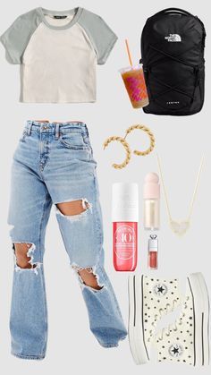 Outfit Ideas Home Casual, Back To School Outfits Inspiration, Aestethic Outfits For School, High School Outfit Inspo 2023, Cute Jeans Outfits For School, Picture Day Outfit Middle School Fall, Grade 8 Outfits, Middle School Outfits 2023, Aesthetic Back To School Outfits 2023