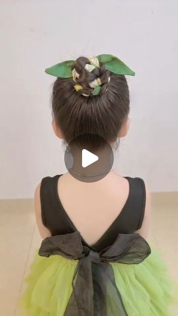 Rubber Band Hairstyles For Kids, Cute Bun, Rubber Band Hairstyles, Cute Buns, Tutorial Ideas, Hair Creations, Party Hair, Hairstyle Tutorial, April 19