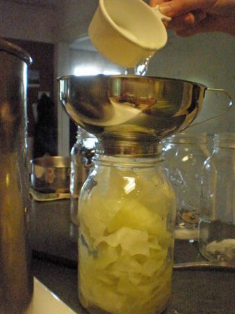 Homemaking on the Homestead: Canning Cabbage Canning Cabbage Pressure, How To Can Cabbage In Jars, How To Can Cabbage, Canning Cabbage Recipes Water Bath, Canning Cabbage Water Bath, Pressure Canning Cabbage, Cabbage Canning, Canned Cabbage, Canning Cabbage Recipes