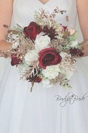 Ivory And Rose Gold Wedding, Sangria Wedding, Crimson Wedding, Gold And Burgundy Wedding, Wedding Flower Bouquets, Burgundy Wedding Flowers, Gold Wedding Flowers, Bouquet Burgundy, Gold Bouquet