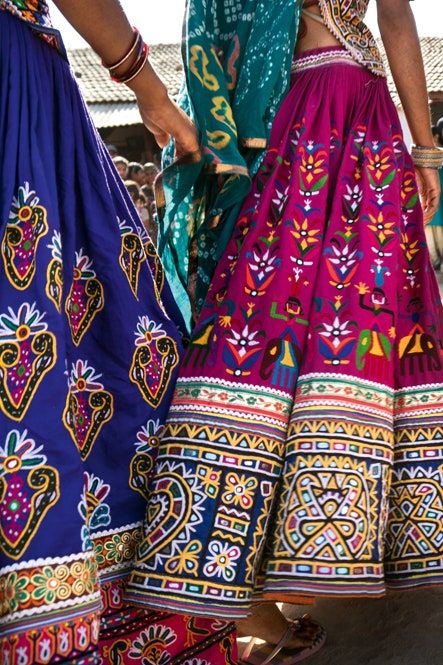 5 villages in Kutch every handicraft lover should visit | Vogue India Kutchi Chaniya Choli, Gamthi Work Chaniya Choli, Rabari Work Blouse, Gujarat Aesthetic, Bharat Work, Kutchi Embroidery, Gamthi Work, Kutchi Work, Kutch Embroidery