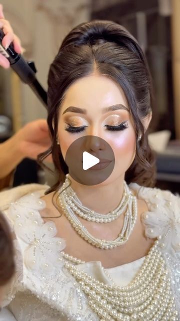 Hina mishal mua on Instagram: "Signature arabic makeup by hina mishal 💕" Arabic Makeup, Makeup Artist, Makeup Looks, Make Up, Hairstyles, Hair Styles, Makeup, On Instagram, Quick Saves