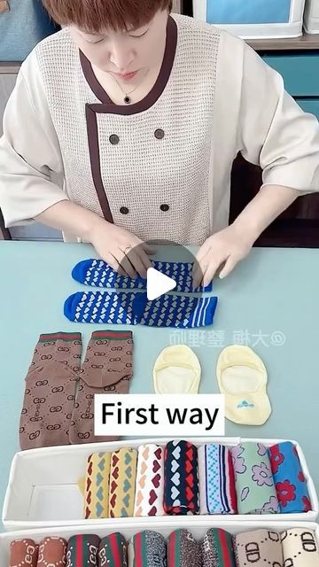 Socks Folding Ideas, Socks Storage Ideas, Folding Socks, Sock Storage, Smart Gadget, January 1, Sport Socks, Try It, Life Hacks