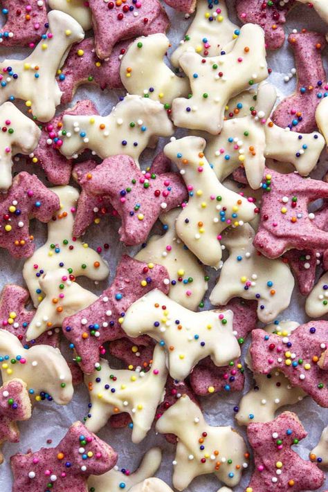 These low carb animal cookies are here to put those nostalgic pink and white candy-coated cookies back on the menu! Just as fun to make as they are to eat. #lowcarbanimalcookies #ketoanimalcookies Animal Cookies Recipe, Sugar Free White Chocolate, Low Carb Milk, Graham Cracker Recipes, Cookies Healthy, Low Carb Ice Cream, Food Cookies, Healthy Low Carb, Pine Kitchen