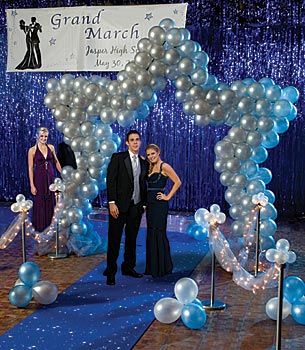 Archway Ideas, Retro Party Decorations, Prom Party Decorations, Starry Night Prom, 80s Prom Party, Prom Decorations, March Ideas, Prom Themes, Gala Ideas