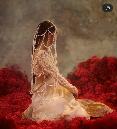 Traditional Bridal Jewelry, South Asian Aesthetic, Rhea Kapoor, Pearl Veil, Anamika Khanna, I Love Cinema, Indian Aesthetic, Couture Week, Brown Girl