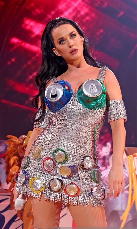 Katy Perry Costume, Katy Perry Outfits, Recycled Costumes, Icona Pop, Rave Fits, Linda Mccartney, Stage Costume, Fashion Design Sketches, Dream Job