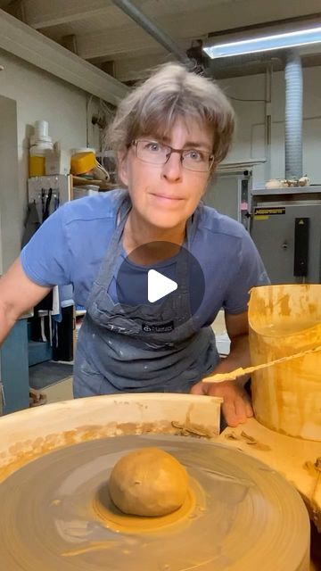 Kajsa Leijström on Instagram: "Throwing a batch of simple, slightly conical mugs. In next steps, I will turn these basic shapes into three different designs by varying their handles and decor. Stay tuned to see results! And wait until end of this reel to see me cut a cross section of this mug (Double actual speed) #keraleij_potteryvideo" Wheel Throwing Mug, Throwing A Mug On The Wheel, Ceramic Videos, Throwing Clay, Pottery Projects, Clay Mugs, Cross Section, Thrown Pottery, Basic Shapes