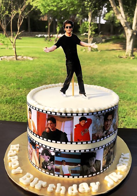 Shahrukh Khan Birthday Cake Ideas Images (Pictures) Srk Theme Party, Bollywood Theme Cake Ideas, Bollywood Cake Ideas, Bollywood Theme Cake, Shahrukh Khan Birthday, Srk Birthday, Bollywood Birthday Party, Bollywood Cake, Movie Theme Cake