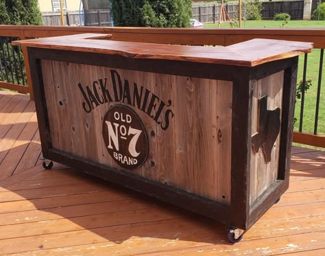 Jack Daniels Bar, Bar In House, Jack Daniels Barrel Table, Jack Daniels Accessories, Barra Bar, Jack Daniels Lampe, Cocktail Bar Design, Bar Unit, Game Room Bar