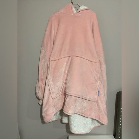 Pink Oodie Flannel Dresses, White Mesh Dress, Flannel Oversized, Sweatshirt Blanket, Vacuum Packaging, Flannel Dress, A Sheep, Blanket Hoodie, Summer Camping