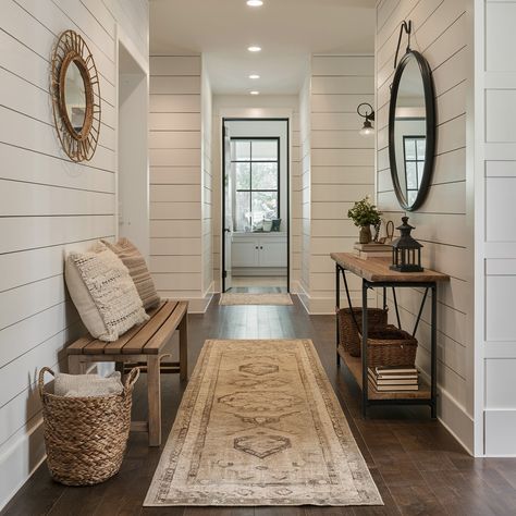 Modern Farmhouse House 🧡🧡 Modern Farmhouse Entrance Way, Farmhouse Entryway With Stairs, Farmhouse Entryway Decor Ideas, Entry Way Ideas Farmhouse, Farmhouse Upstairs Hallway, Shiplap Foyer Entryway, Modern Farmhouse Entrance, Shiplap Foyer, Modern Farmhouse Entry