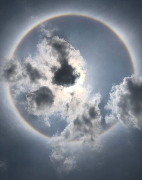 Ring Around The Moon, Cirrus Cloud, Circle Rainbow, Moon Meaning, Community Photos, Super Moon, Weird Shapes, Large Ring, Natural Phenomena