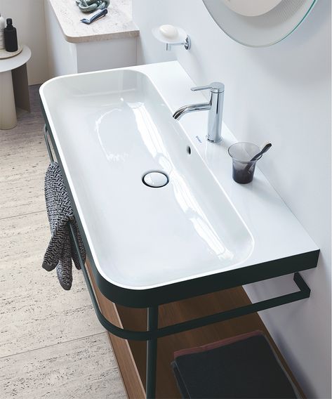 This curvy sink-and-vanity combination offers a sleek and flexible design statement. - Fine Homebuilding #ceramicsink #ceramicsinks #ceramic #sink #sinks #sinkdesign #sinkandvanity #bathroomdesign #bathroomdesigns #bathroomremodel #bathroomsink #bathroomvanity Home Building Tips, Happy D, Bad Inspiration, Vanity Basin, Best Appliances, Matching Furniture, Wall Mounted Cabinet, Tall Cabinet, Room Planning