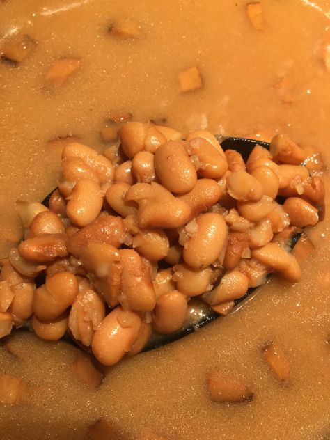 Old Timey Soup Beans Brown Bean Soup Recipe, Soup Beans On The Stove, Soup Beans In Crock Pot, Great Northern Bean Recipes, Brown Bean Soup, German Coleslaw Recipe, Bean Soup Crockpot, Brown Beans, Homemade Beans