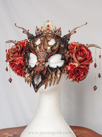 Drag Headpiece, Crown Fantasy Art, Headpieces Art, Dragon Masquerade Mask, Rose Masquerade Mask, Art Masks Ideas, Dragon Headpiece, Dragon Masks, Fantasy Masks