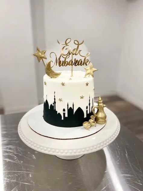 Eid Mubarak Cake, Ramadan Desserts, Eid Cake, Rose Gold Wallpaper, Simple Cake Designs, Creative Cake Decorating, Pretty Birthday Cakes, Creative Cakes, Easy Cake