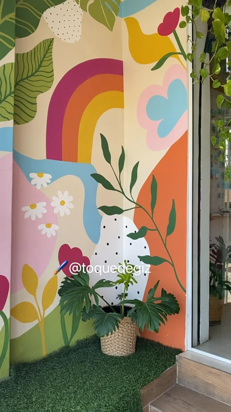 Balcony Wall Color Ideas, Balcony Mural Painting, Abstract Mural Bedroom, Fun Walls Paint, Painted Balcony Wall, Balcony Wall Painting Ideas Creative, Mural Ideas Flowers, Wall Murals Colorful, Wall Painting In Balcony