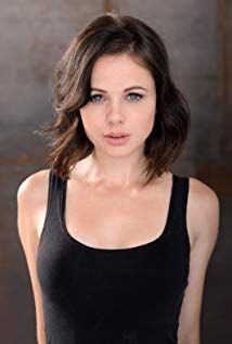 Brooke Williams, British Actors, Womens Rights, Simply Beautiful, Female Portrait, Dark Hair, Movie Stars, Actors & Actresses, Basic Tank Top